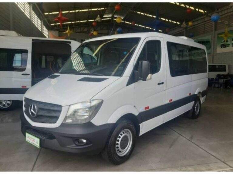 Mercedes-Benz Sprinter 415 16 Lugares 2019